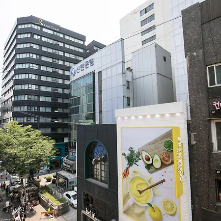 Philstay Myeongdong Station - Hostel