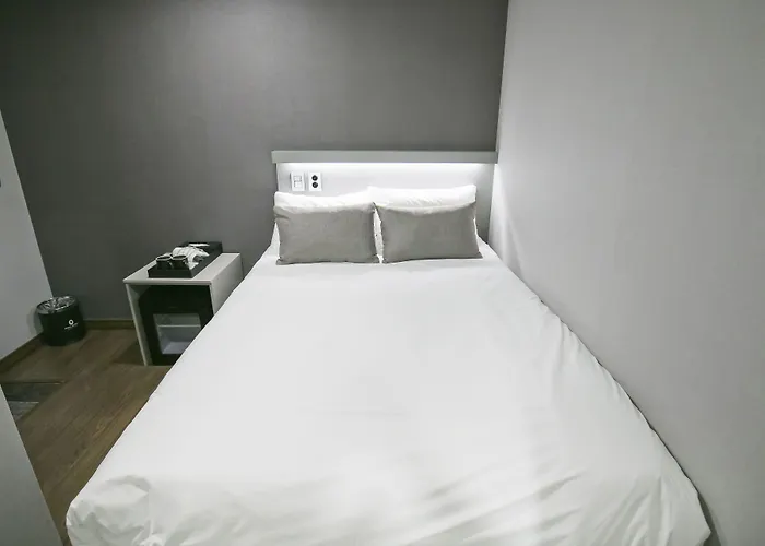 Philstay Myeongdong Station -