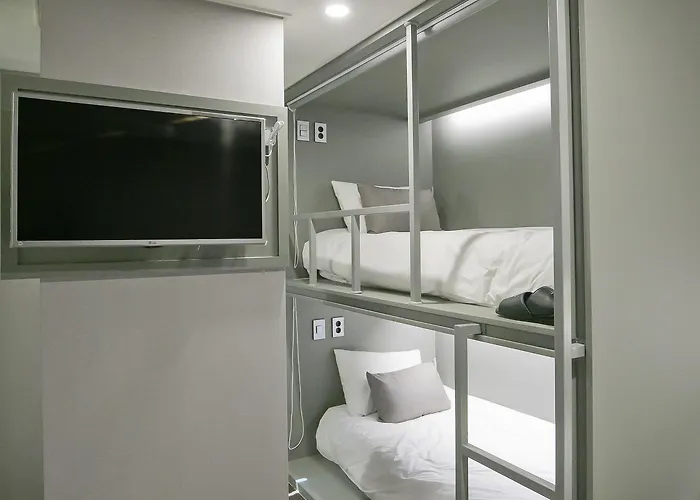 Philstay Myeongdong Station - 2*